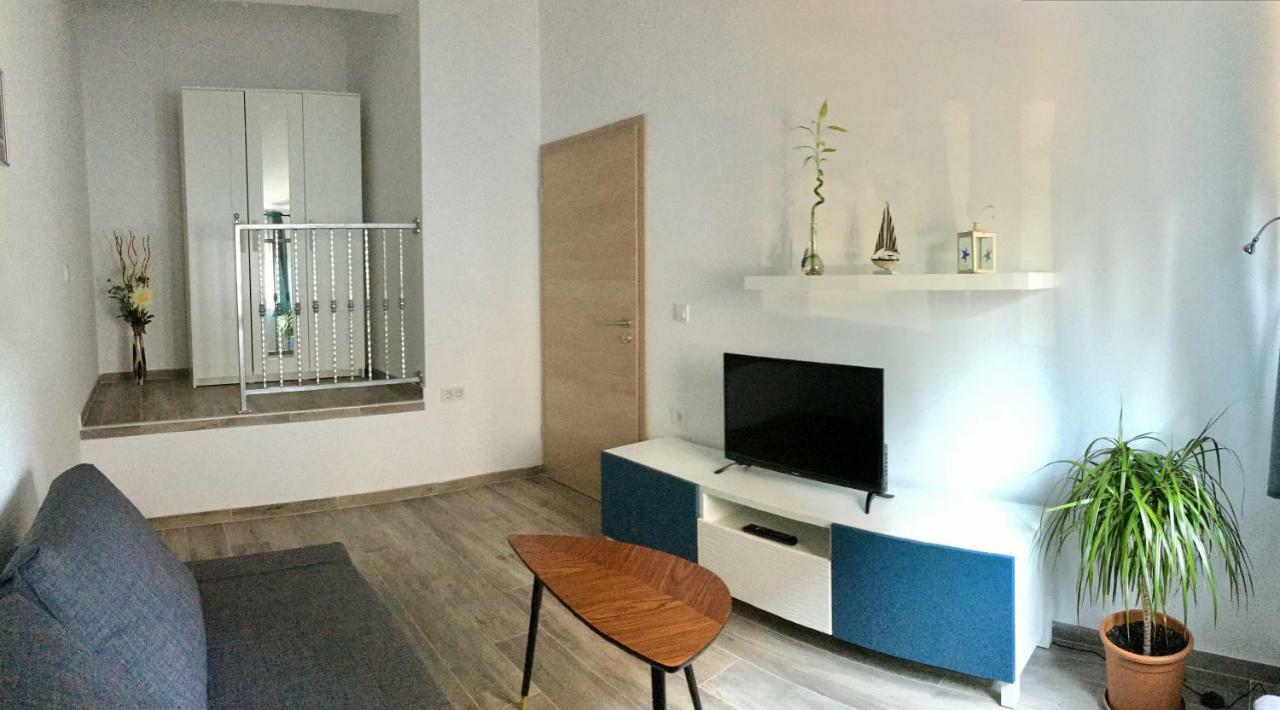 Fine & Shine Apartment Pula Exterior photo